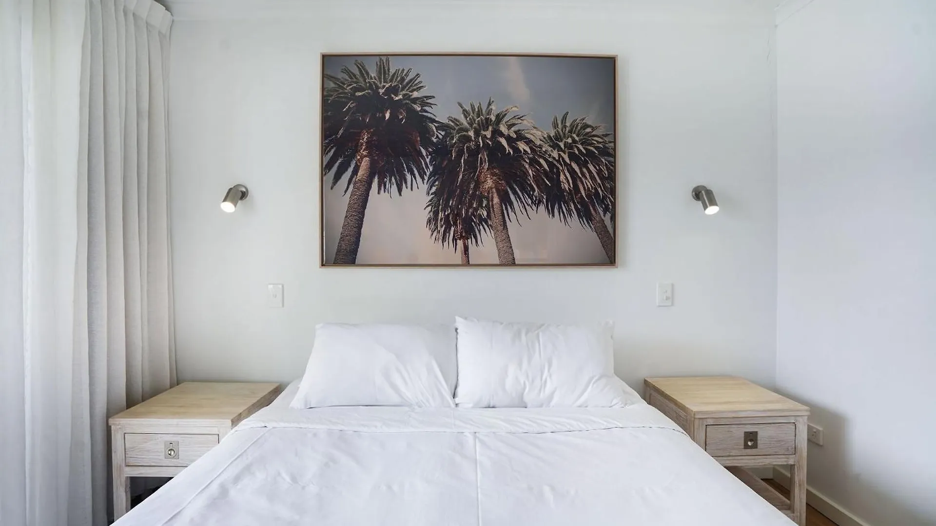 Noosa Parade Holiday Inn Aparthotel